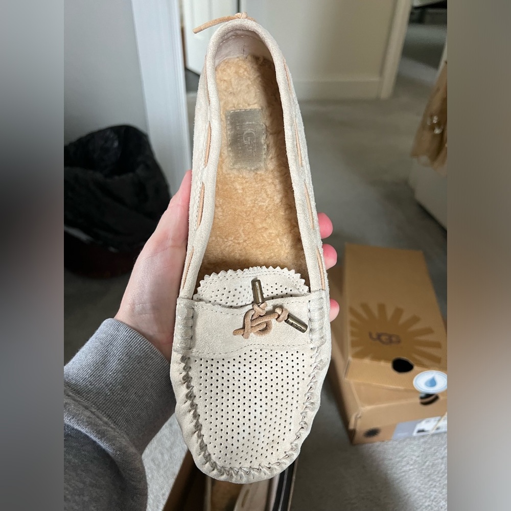 Ugg Roni Slipper Sherpa Shoe 9 EUC